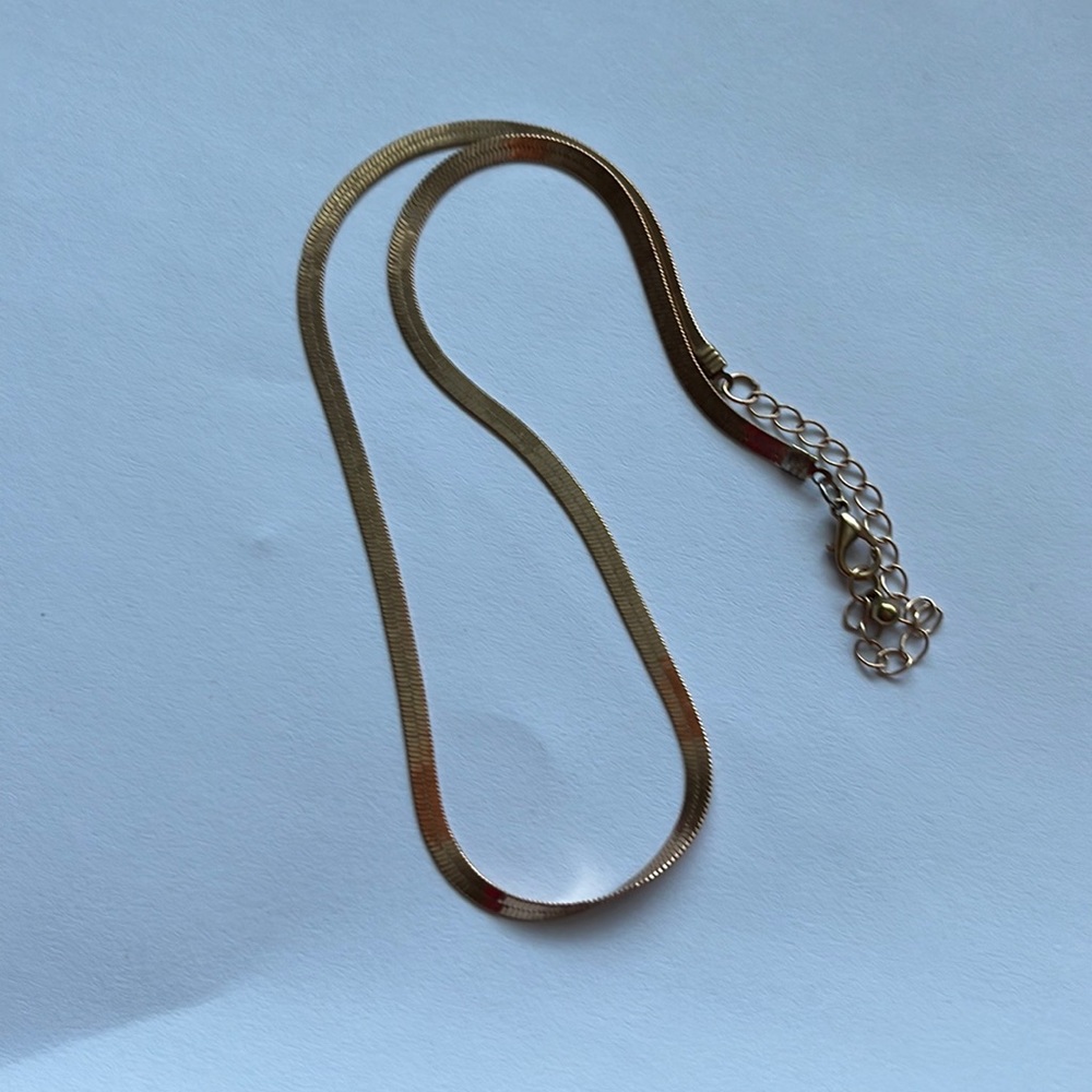 Thinner gold necklace